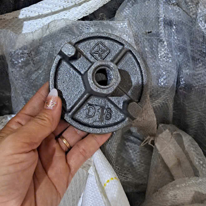 Giá ty ren bát chuồn Tại TPHCM– Bảng giá D12, D16, D17 bat chuon d16