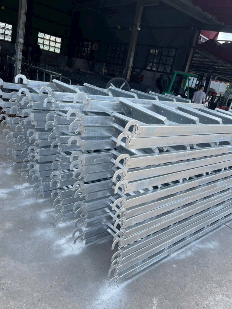 Giá Giàn Giáo Mới Nhất 2026 – Bảng Giá Chi Tiết Từng Loại mua gian giao